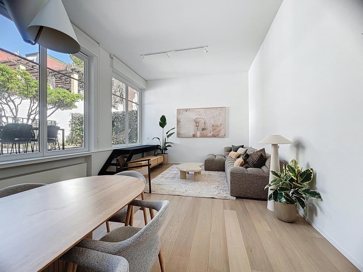 Quartier Congrès : Joli triplex 2 ch avec terrasse et jardin