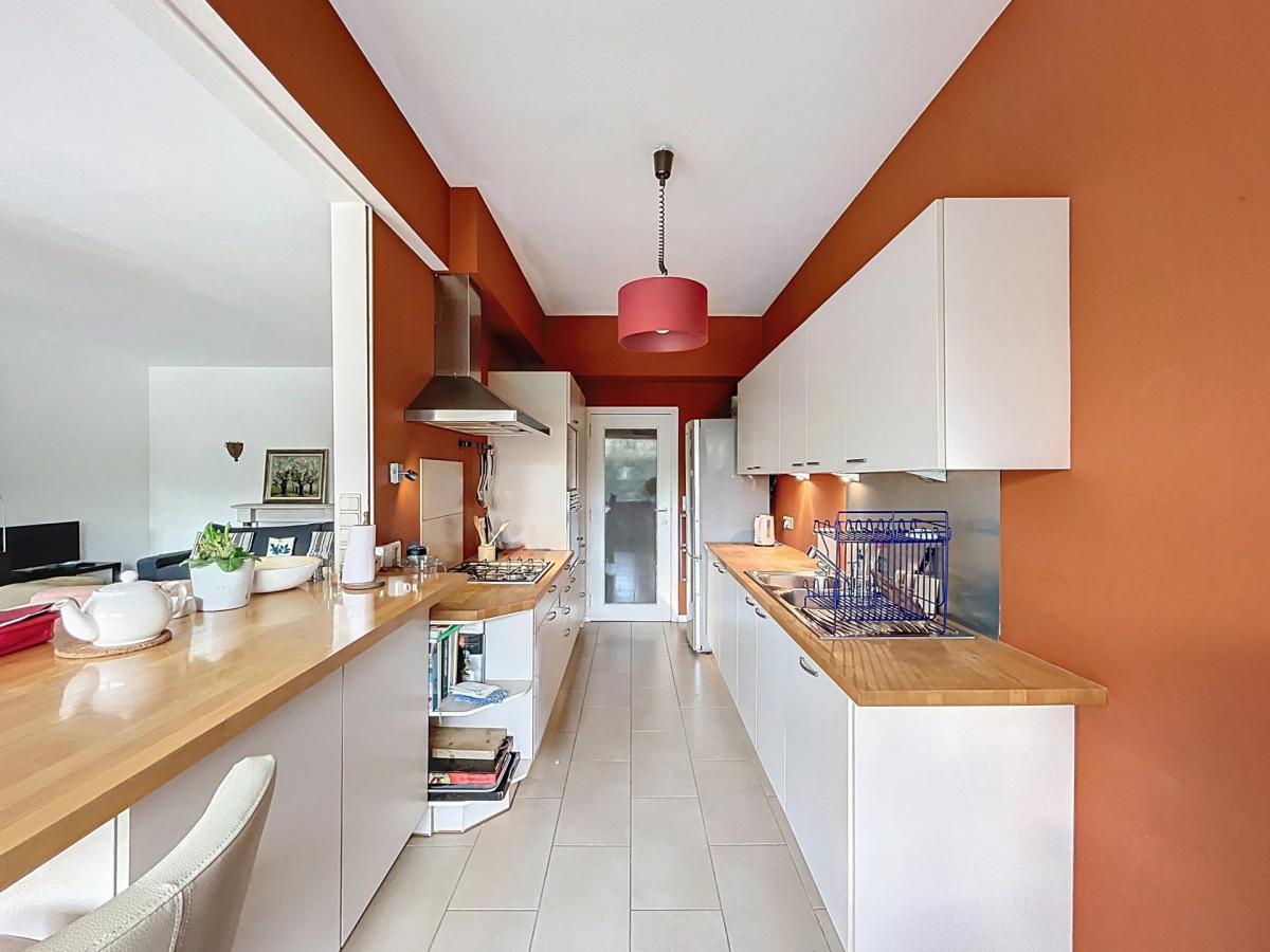 Cinquantenaire : Superbe appartement meublé de 2 chambres