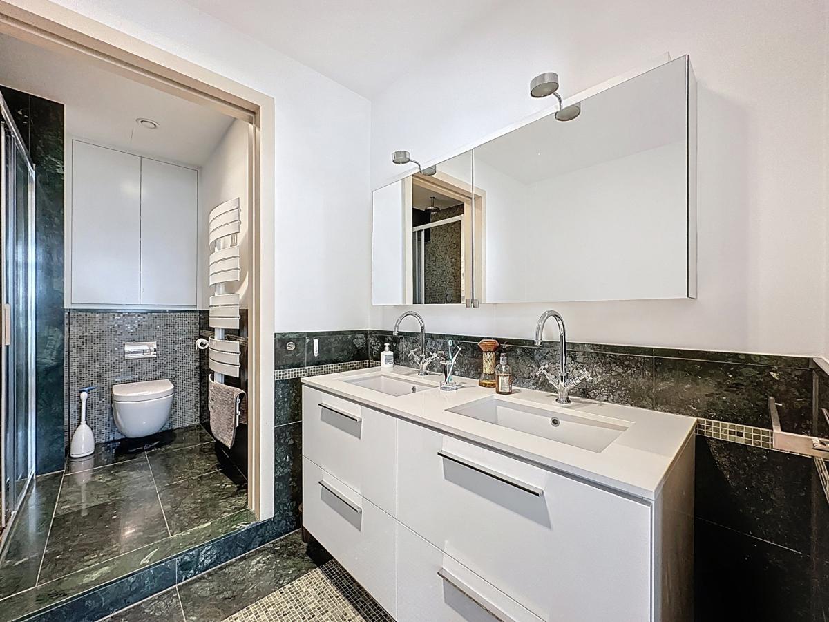 Pl. Brugmann : Somptueux appartement - Immeuble de prestige