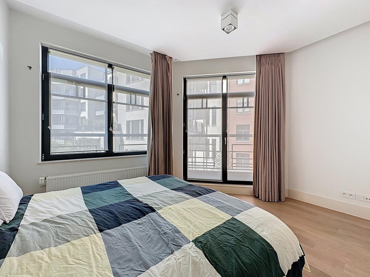 Pl. Brugmann : Somptueux appartement - Immeuble de prestige