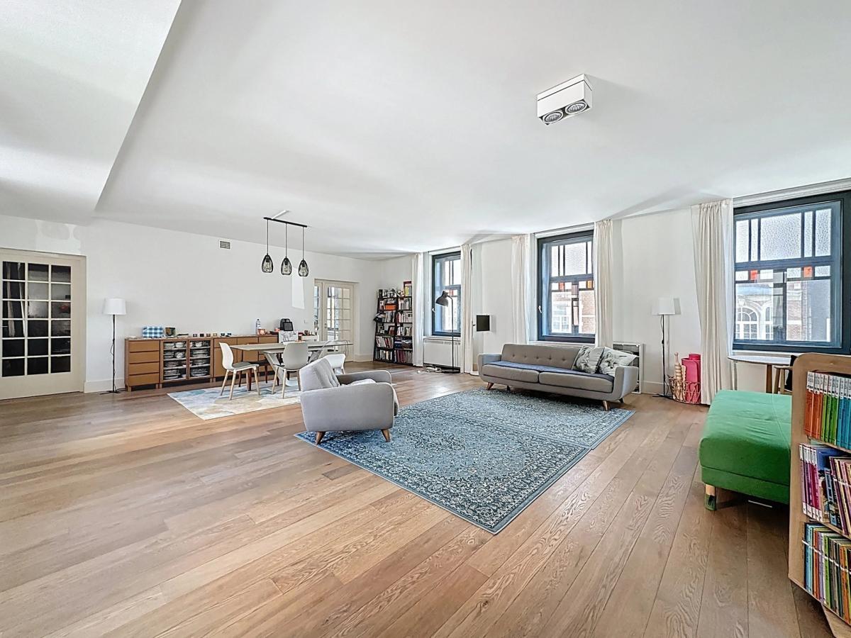 Pl. Brugmann : Somptueux appartement - Immeuble de prestige