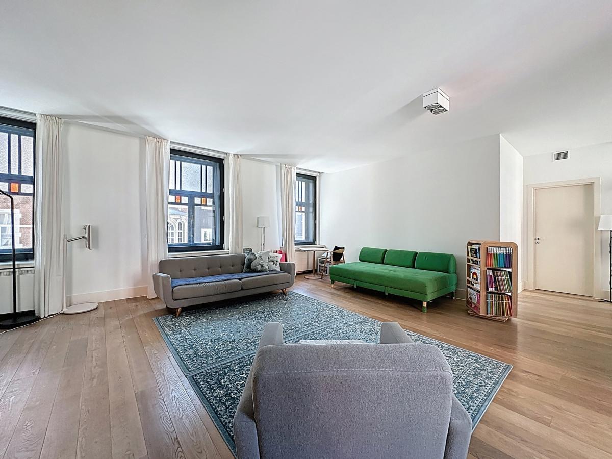 Pl. Brugmann : Somptueux appartement - Immeuble de prestige