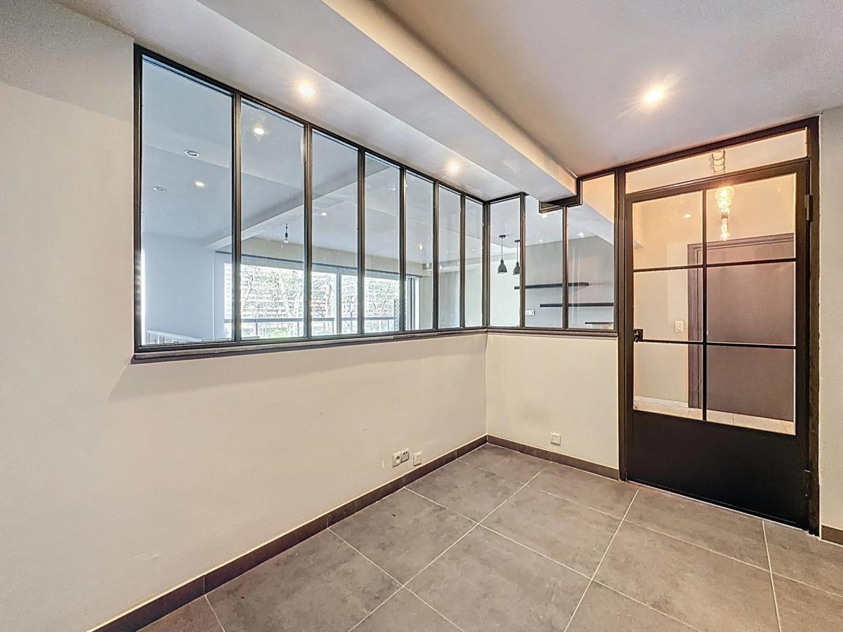 Ferme Rose : Superbe appartement + terrasse + balcon