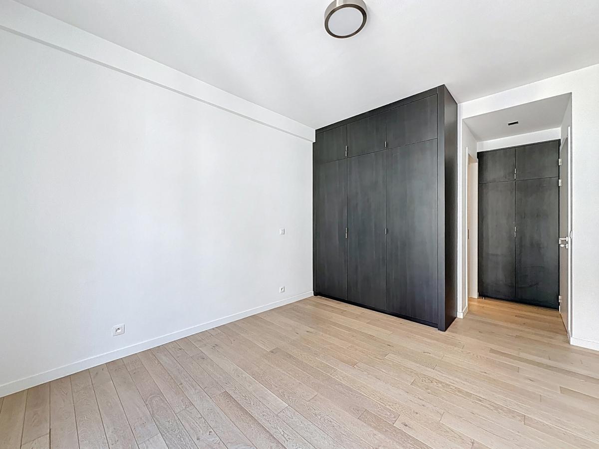 Pl. Stéphanie : Bel appartement de caractère 