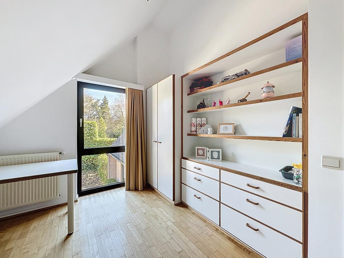 Bosveldweg : Superbe villa avec un vaste jardin + parking