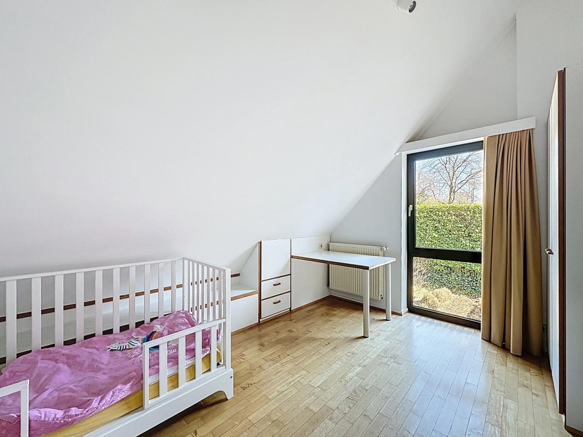 Bosveldweg : Superbe villa avec un vaste jardin + parking