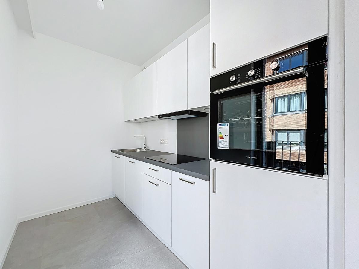 VDK Housing : Magnifique studio neuf + balcon