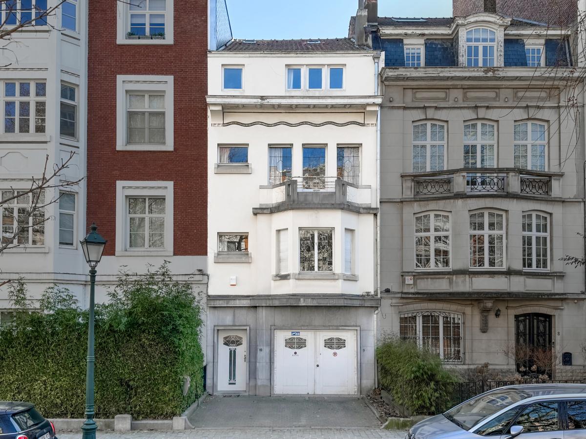 Molière, maison de caractère avec terrasse et garage