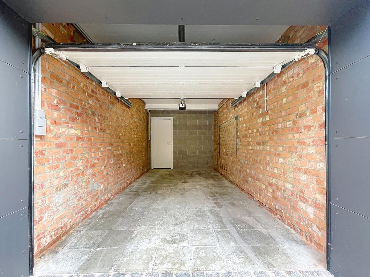 Hamoir : Lumineux appartement + terrasse + garage