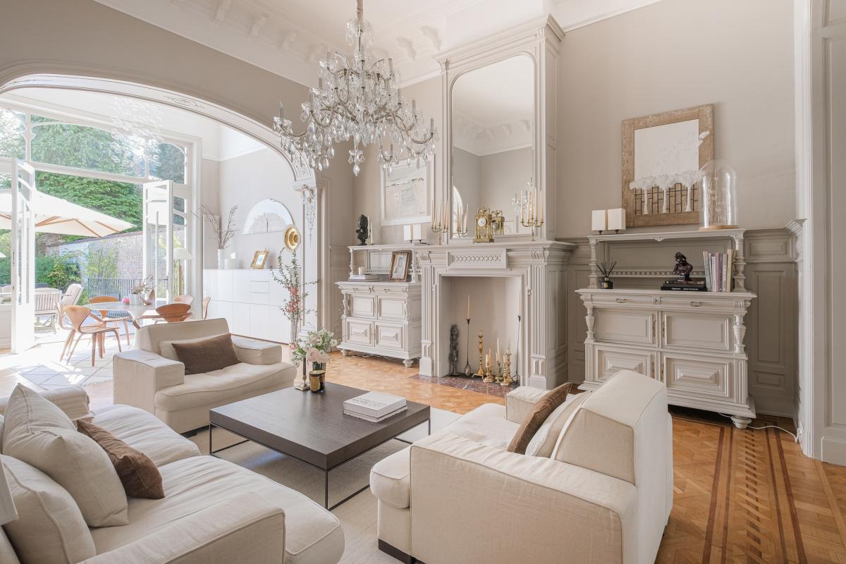SOUS OFFRE !! Saint-Gilles : Splendide maison 5 chambres + atelier garage