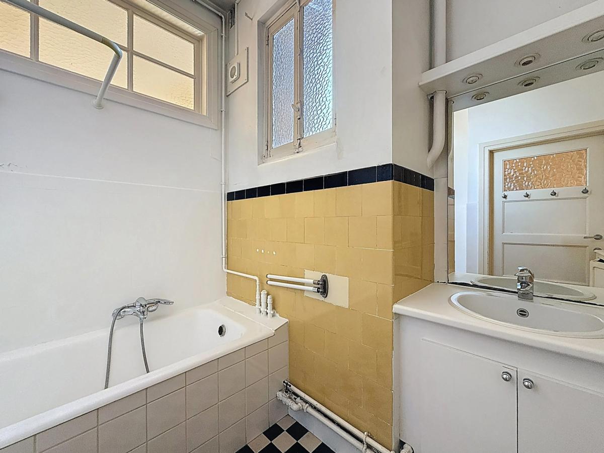 Brugmann : Appartement 2 chambres + chambre de bonne