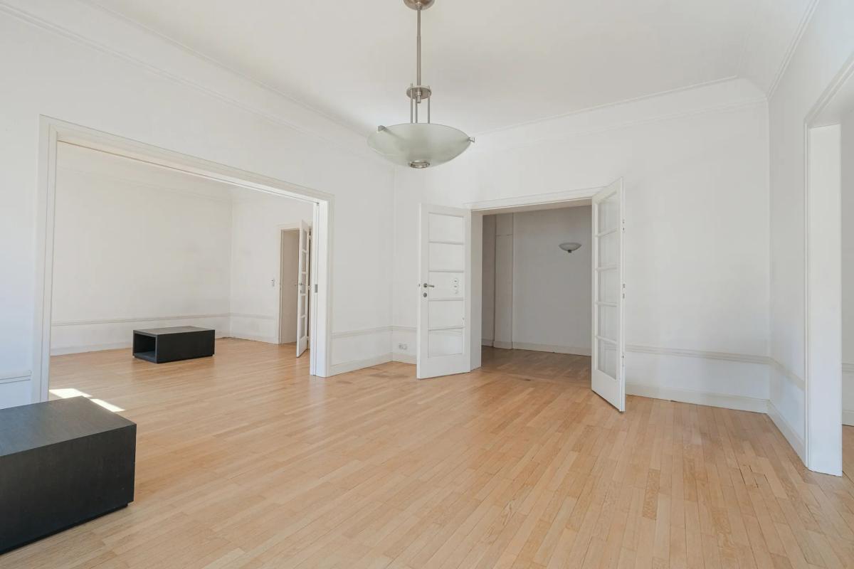 Place Brugmann : Superbe appartement 4 chambres + terrasse