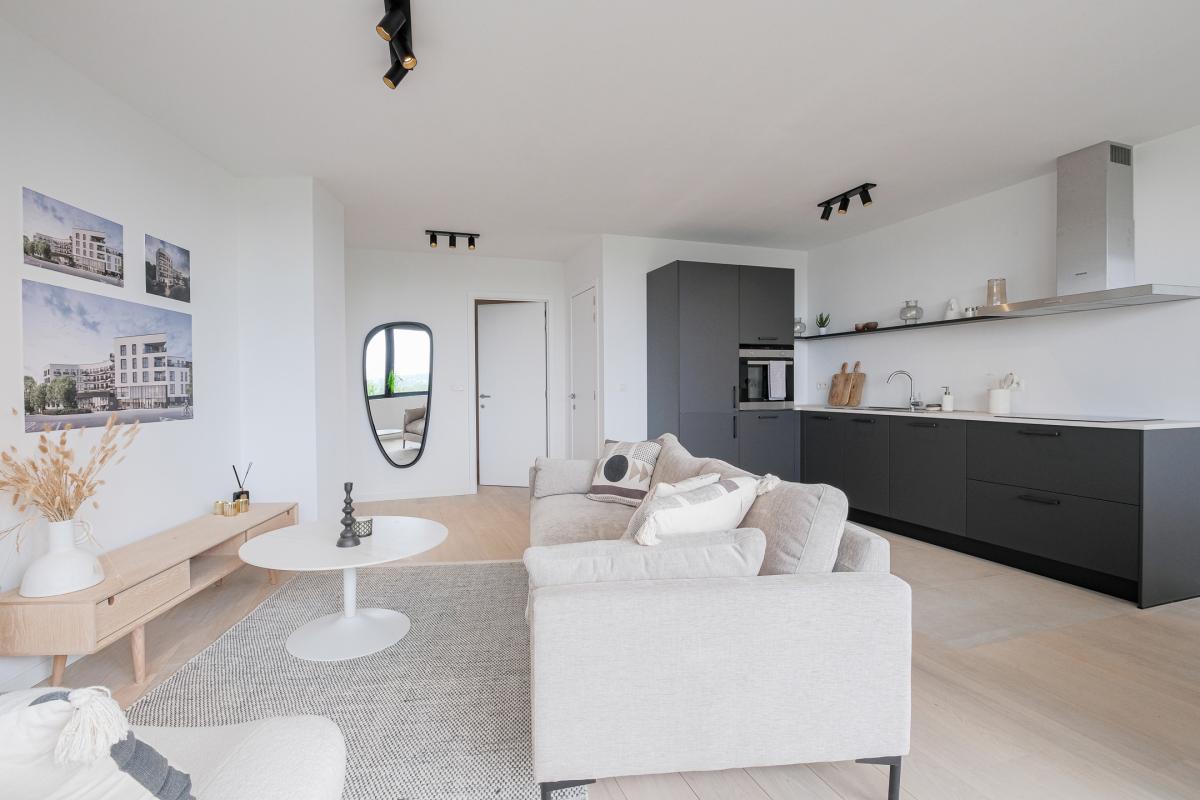 Magnifique duplex 3 ch. ±132m² + terr. ±23m² + jardin 61m²