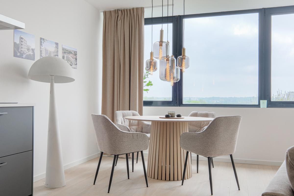 Magnifique duplex 3 ch. ±135m² + terr. ±26m² + jardin 71m²