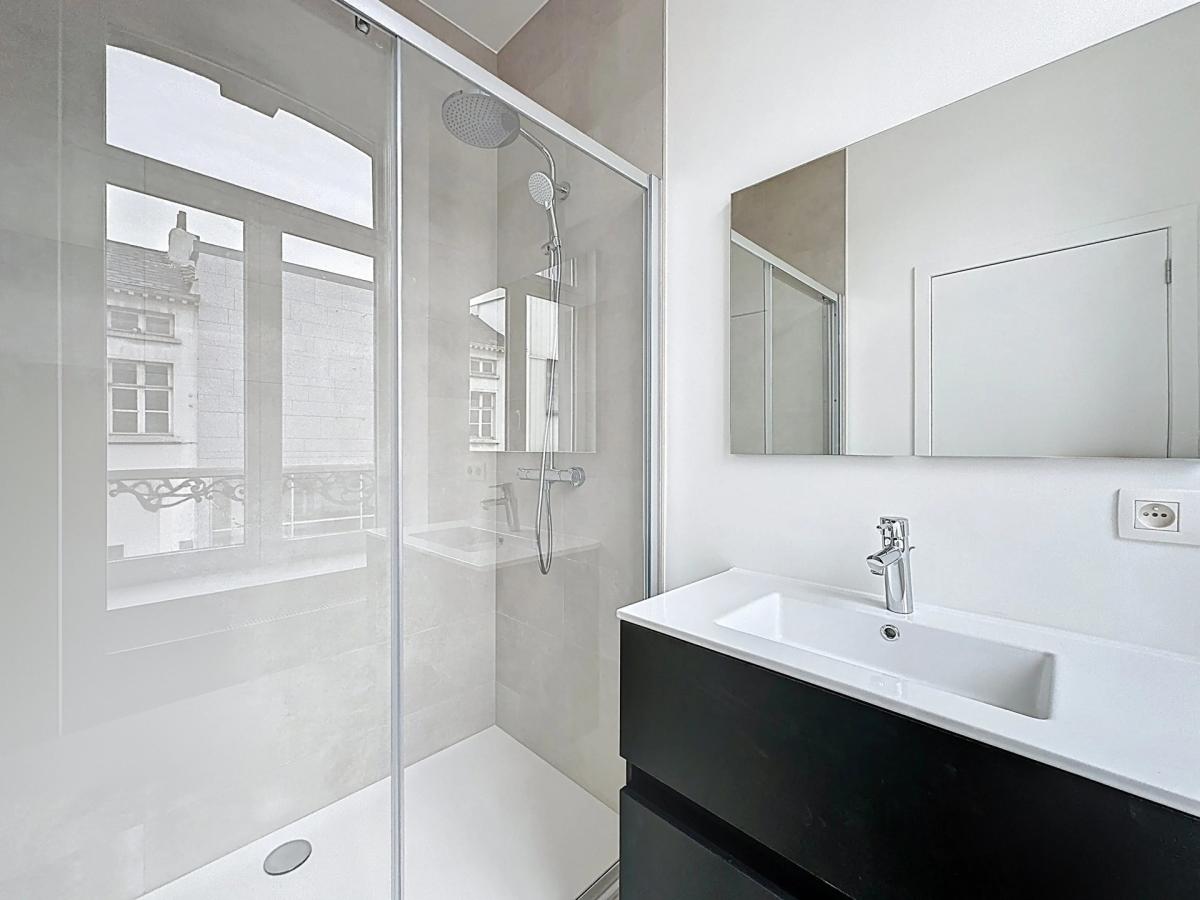Chée d'Ixelles : Superbe triplex colocation acceptée