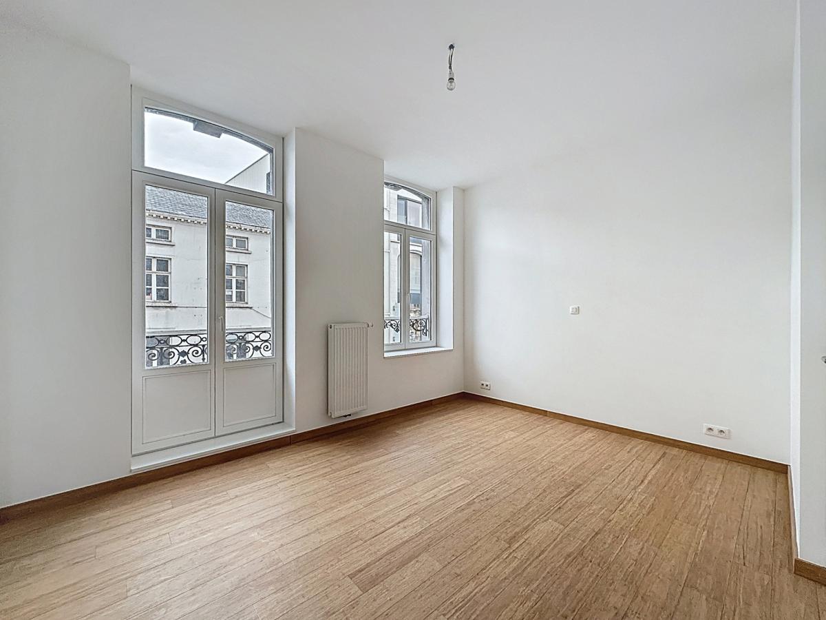 Chée d'Ixelles : Superbe triplex colocation acceptée