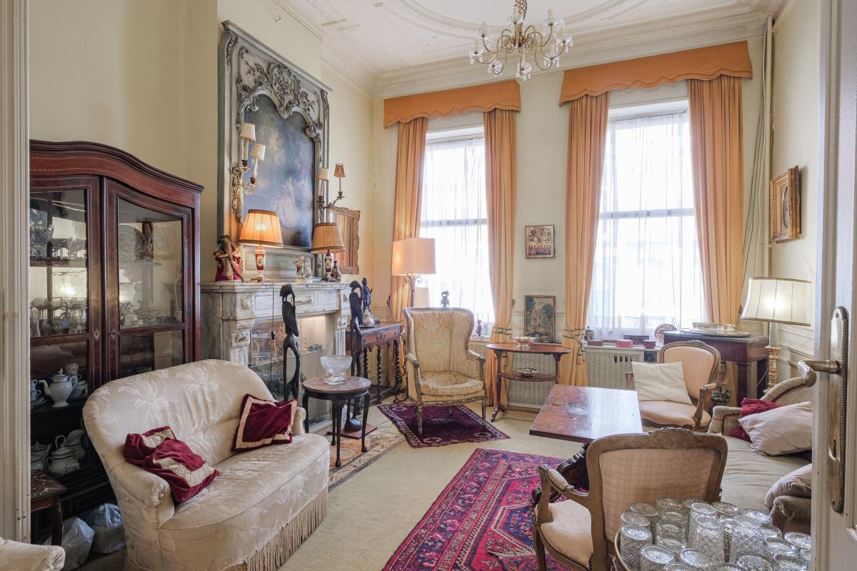 SOUS OFFRE !! Brugmann/Merjay Maison Maitre 5 chbres jardin à rénover 