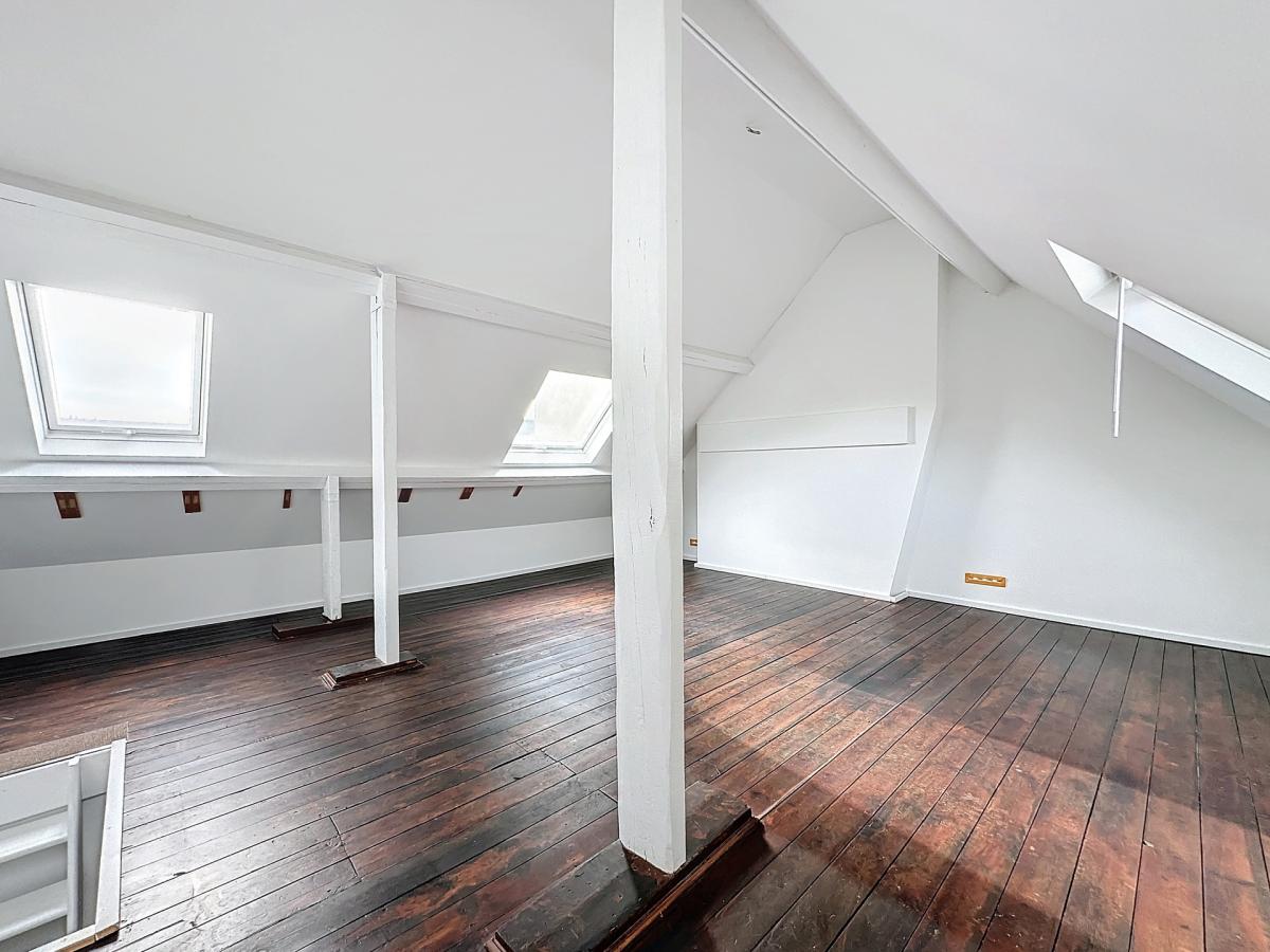 Pl. Brugmann/Châtelain: Bel appartement duplex dernier étage
