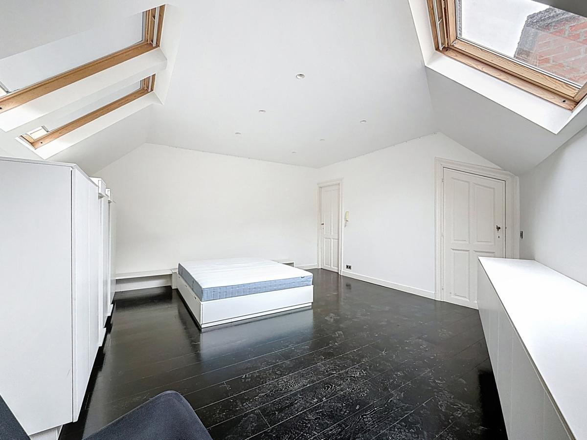 De Crayer : splendide maison de Maître 2 ch meublée