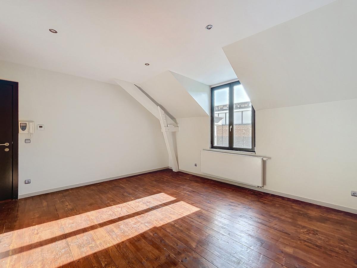 Quartier Européen : Bel appartement de 2 chambres