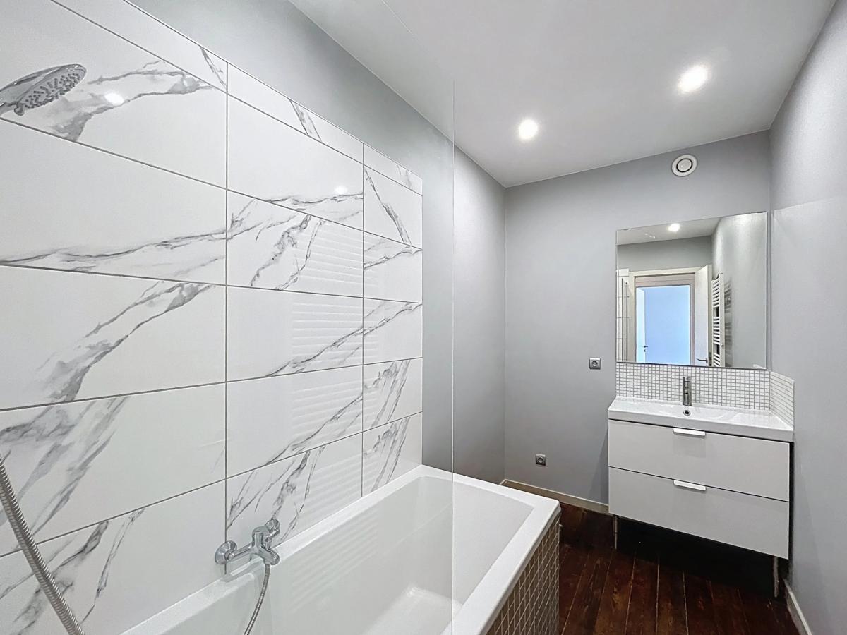 Quartier Européen : Bel appartement de 2 chambres