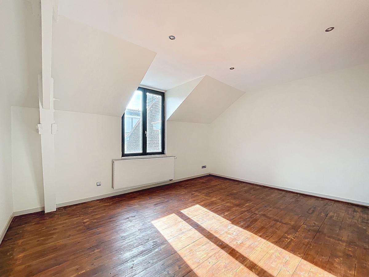 Quartier Européen : Bel appartement de 2 chambres