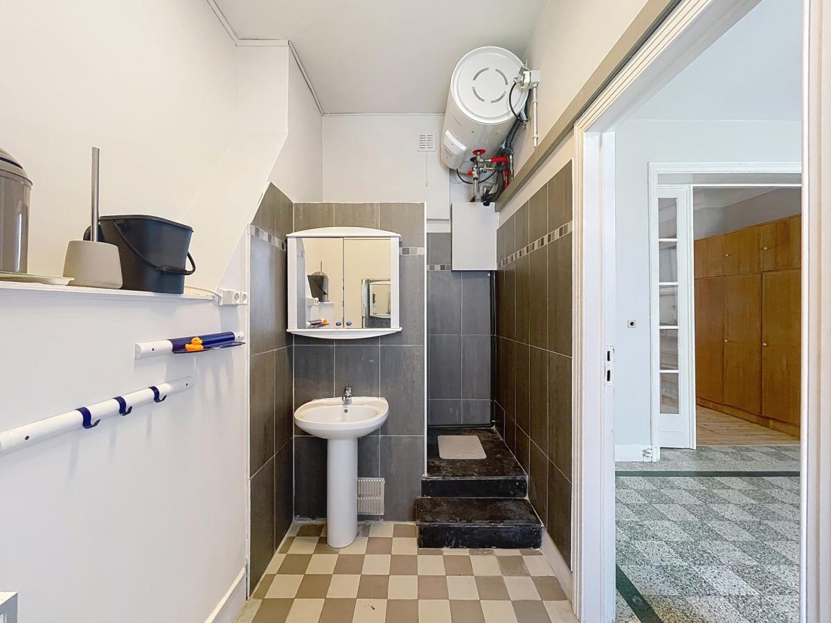 Pl. Brugmann : Bel appartement meublé 
