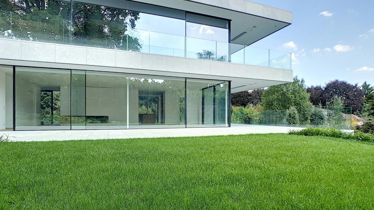 Prince d'Orange : Somptueux appartement 4 ch. + jardin