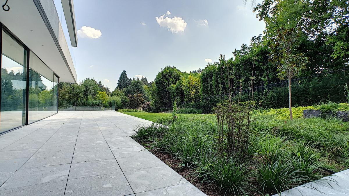 Prince d'Orange : Somptueux appartement 4 ch. + jardin