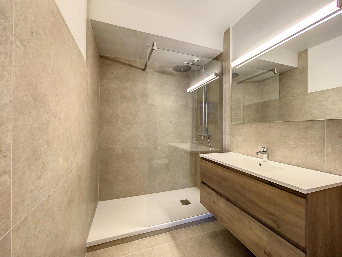 BDC/ROOSEVELT : Beau rez-de-chaussée 3 chambres meublé 