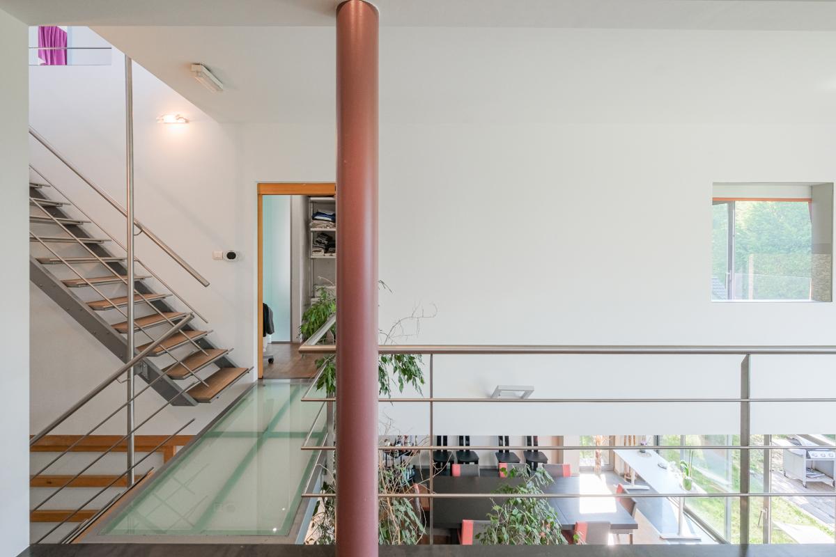 Beersel/Uccle, splendide villa 6 chambres, 4 sdb avec jardin