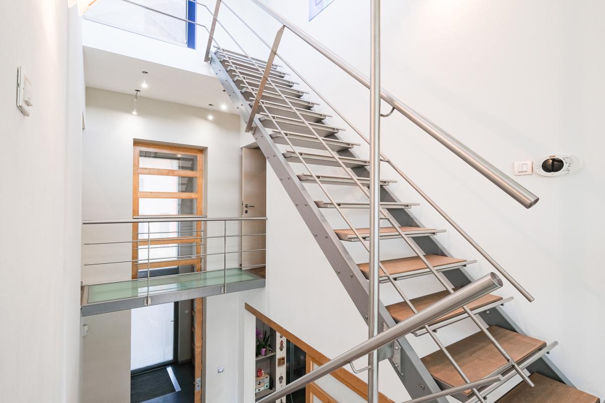 Beersel/Uccle, splendide villa 6 chambres, 4 sdb avec jardin