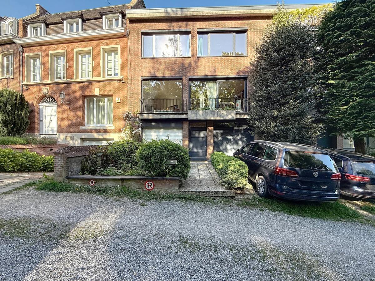 Uccle : Splendide maison 6 chambres avec jardin et garage