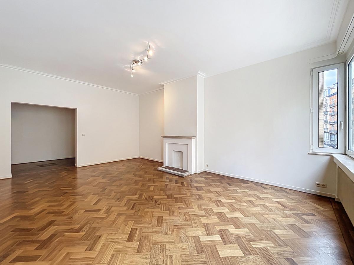 Place Flagey : Magnifique appartement 1 chambre rénové