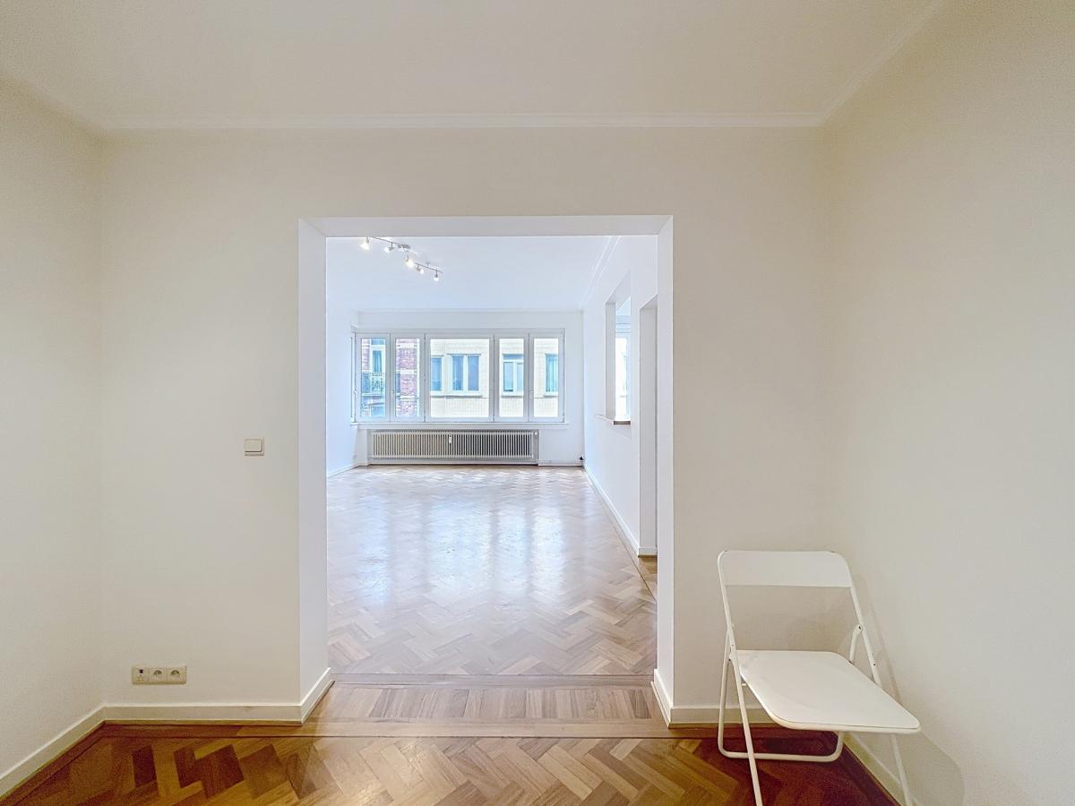 Place Flagey : Magnifique appartement 1 chambre rénové