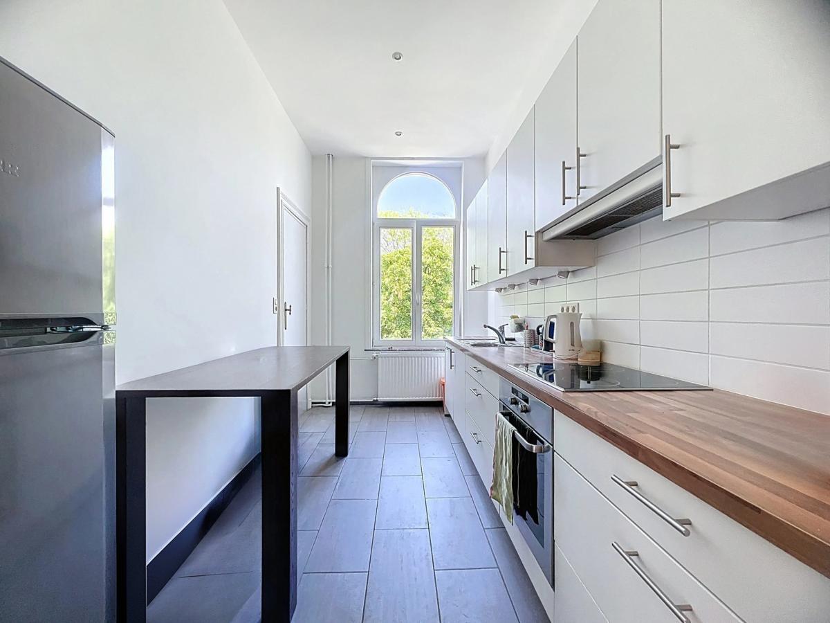 Cinquantenaire : Superbe duplex 2 chambres