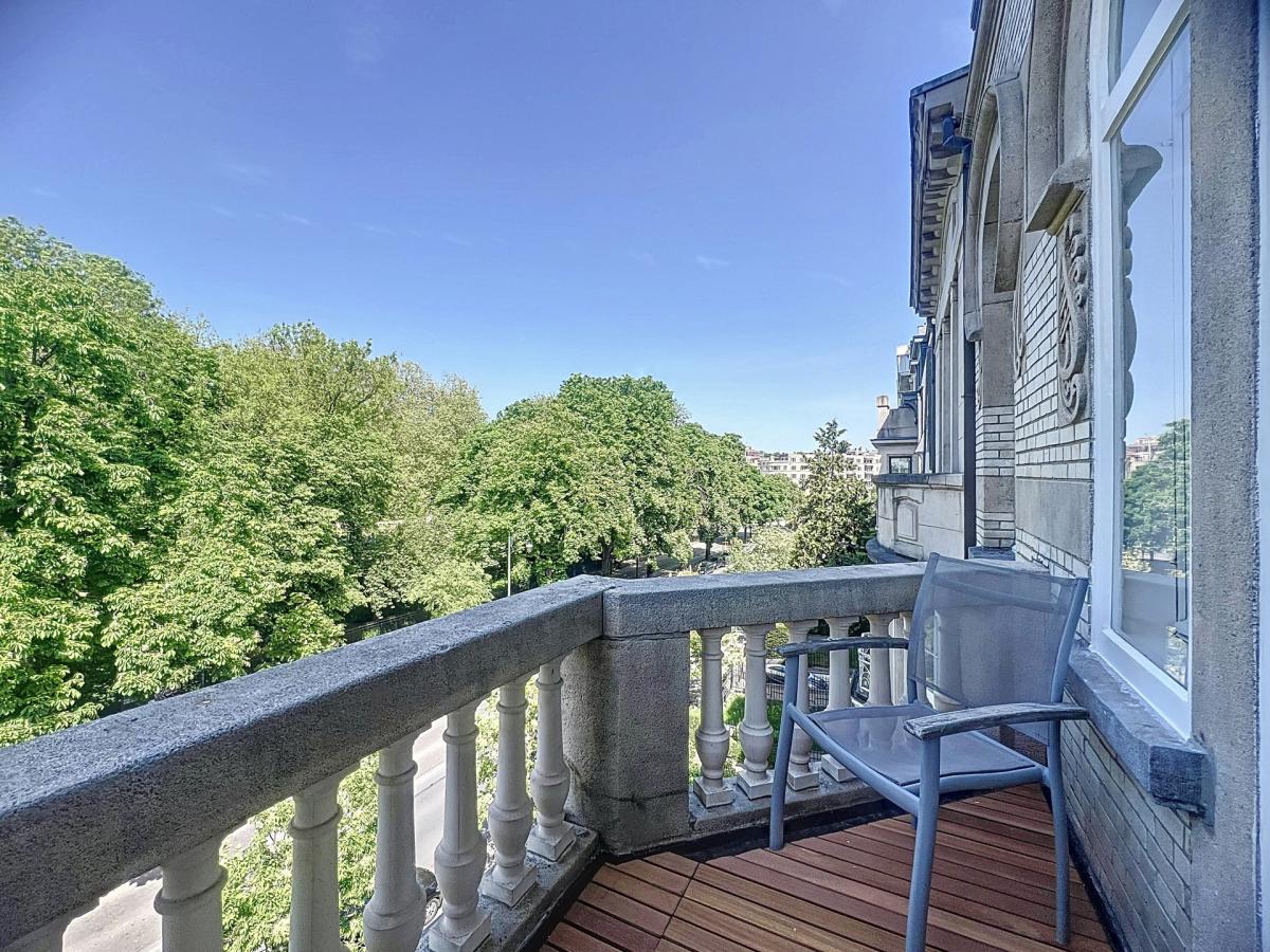 Cinquantenaire : Superbe duplex 2 chambres