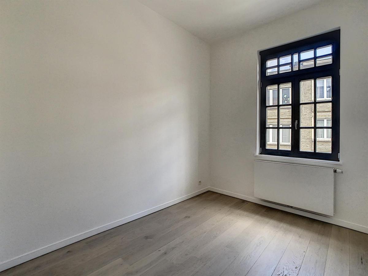 Boondael : Superbe appartement remis à neuf + terrasse