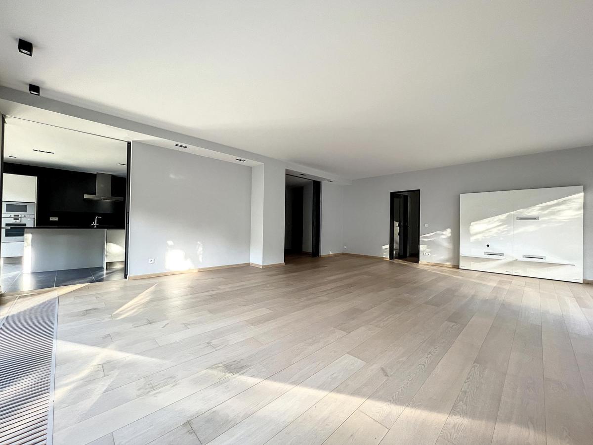 Magnifique appartement 2 chambres+ terrasses + box garage