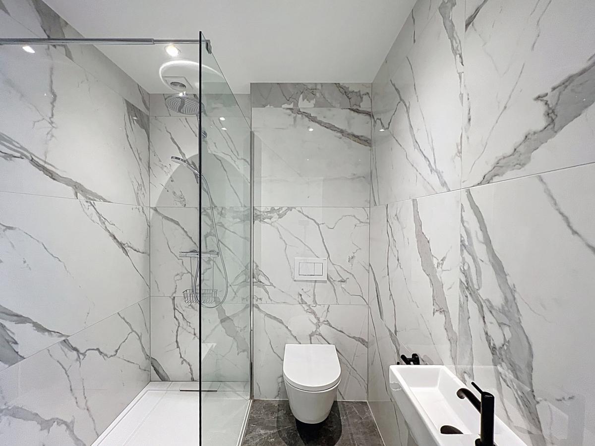 Cinquantenaire : Superbe penthouse + vue panoramique