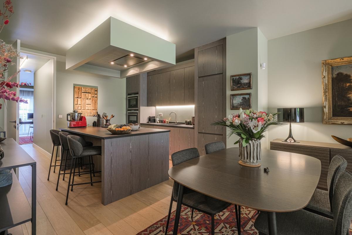 Cambre : bel apt moderne 2 ch grand jardin ouest