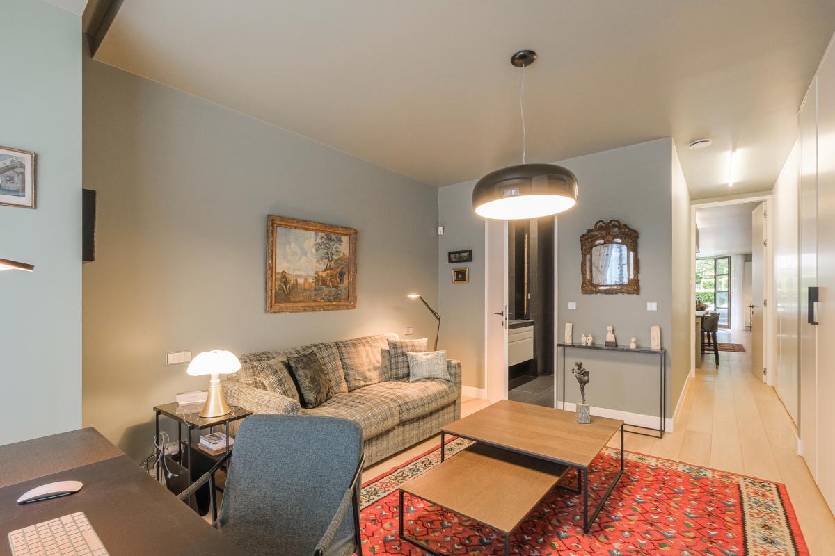 Cambre : bel apt moderne 2 ch grand jardin ouest