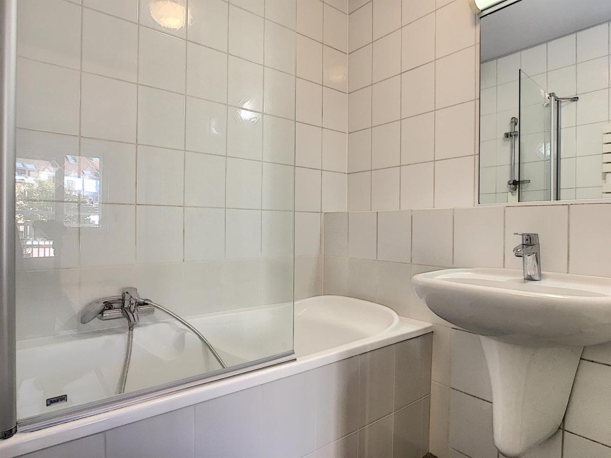 Square Marie Louise : Somptueux appartement 3 chambres