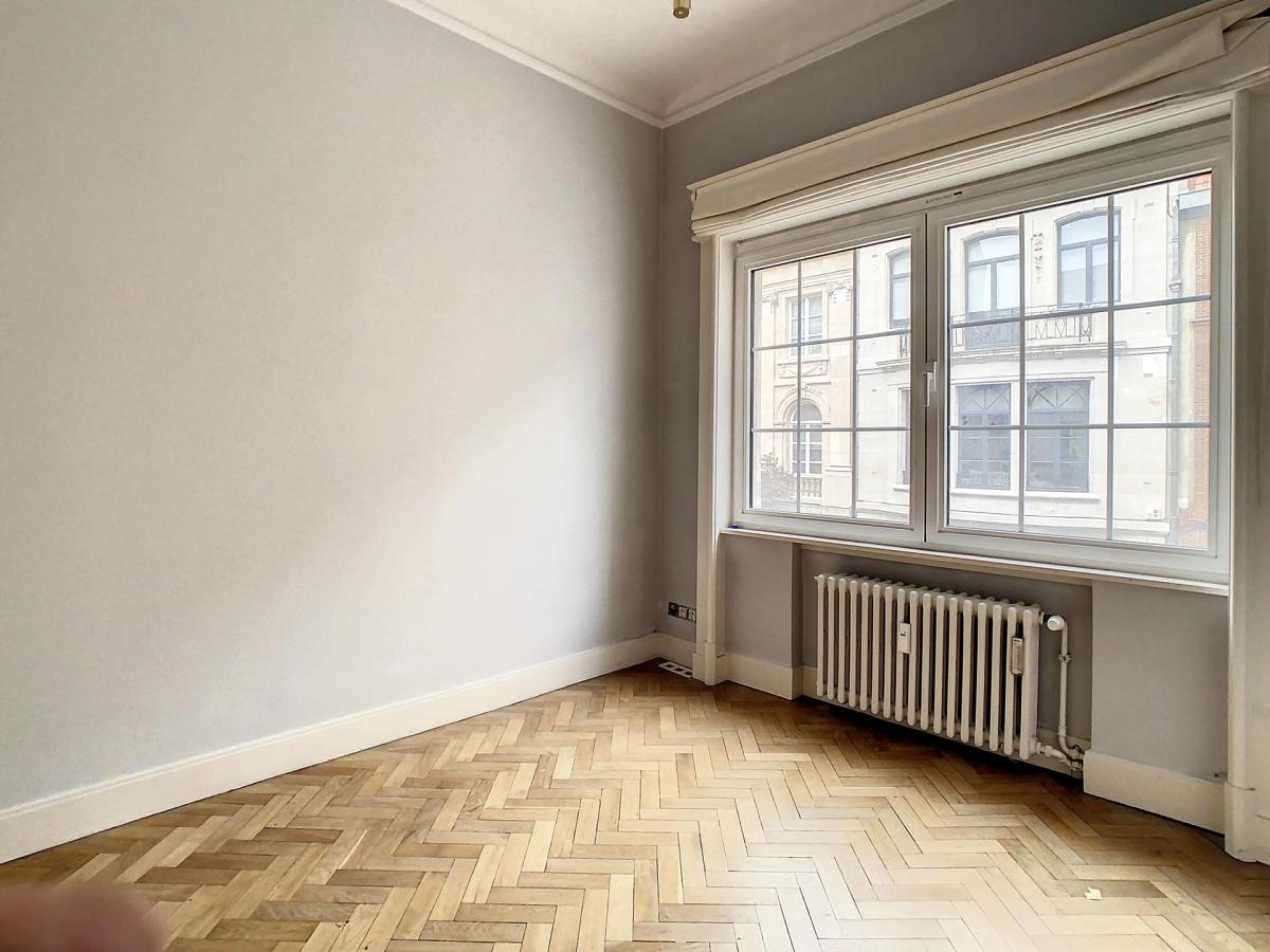 JB Meunier : Bel appartement de caractère de 2 chambres