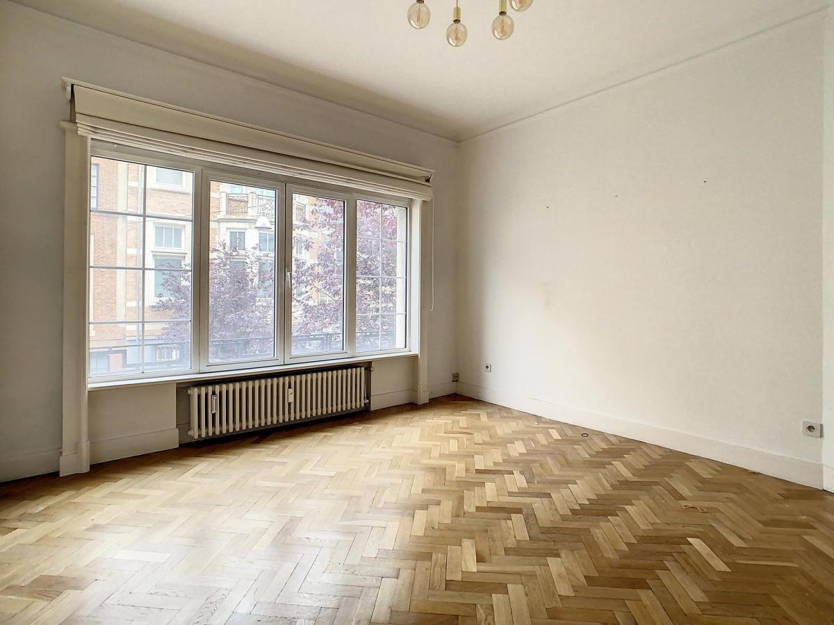 JB Meunier : Bel appartement de caractère de 2 chambres