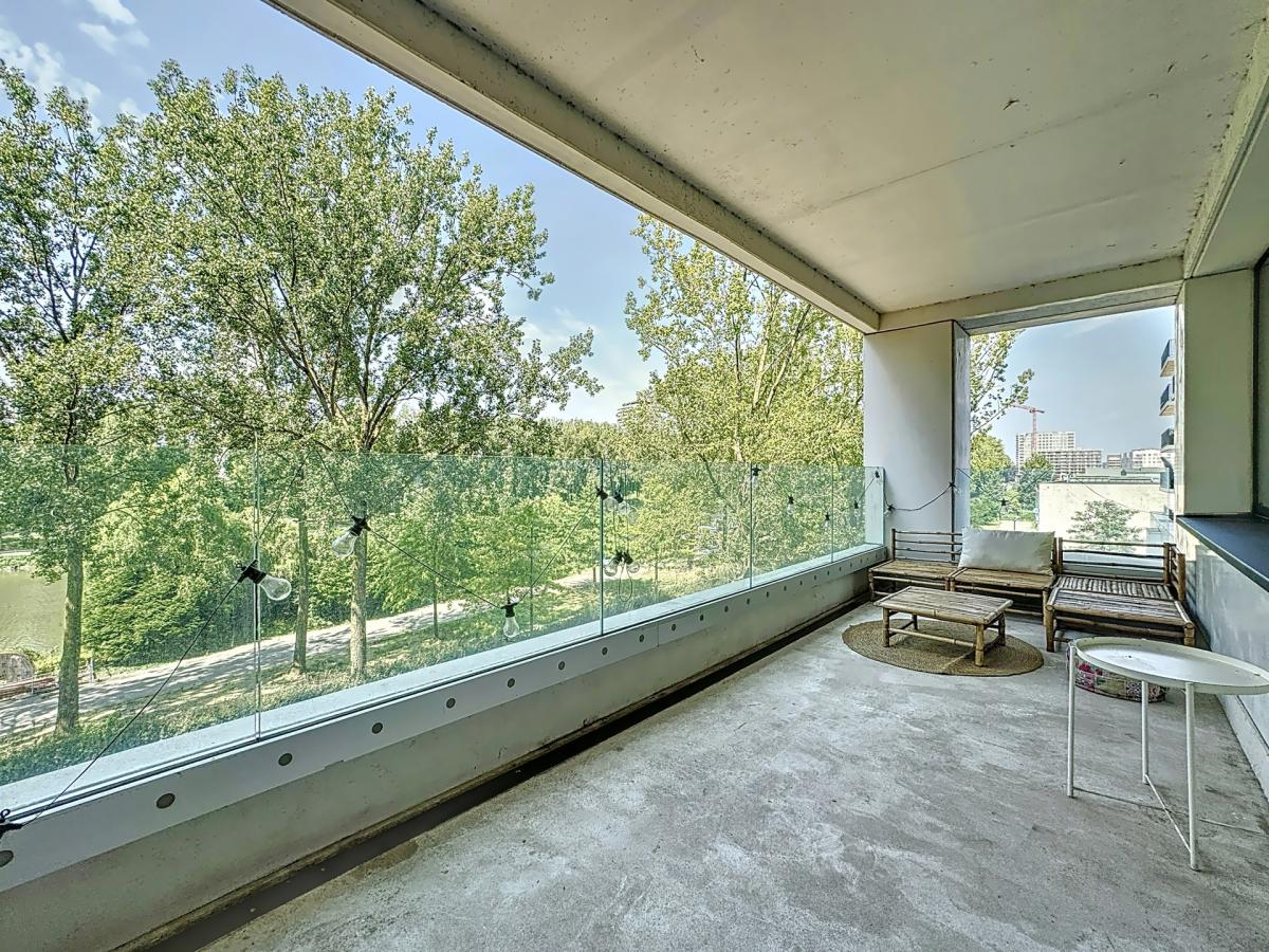Nautilus: Superbe appartement meublé + terrasse