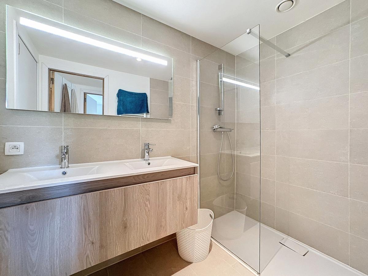 Nautilus: Superbe appartement meublé + terrasse