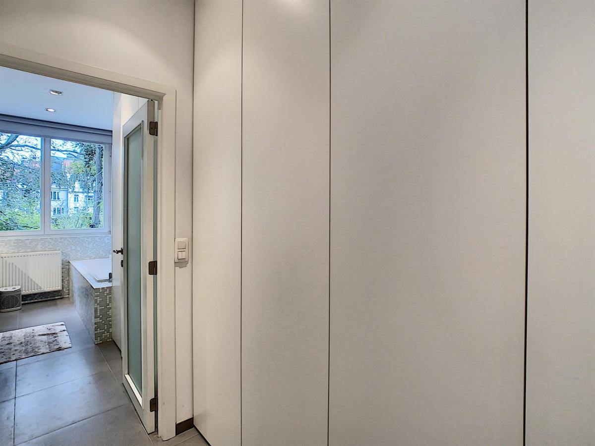 Proximité Place Brugmann : Magnifique appartement + terrasse