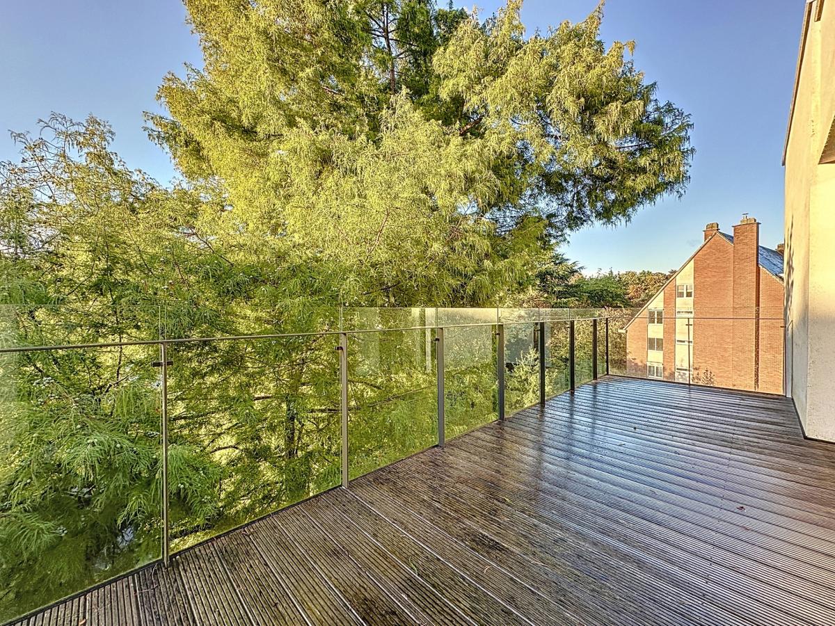 Parc Wansart : Superbe appartement 2 chambres + terrasse