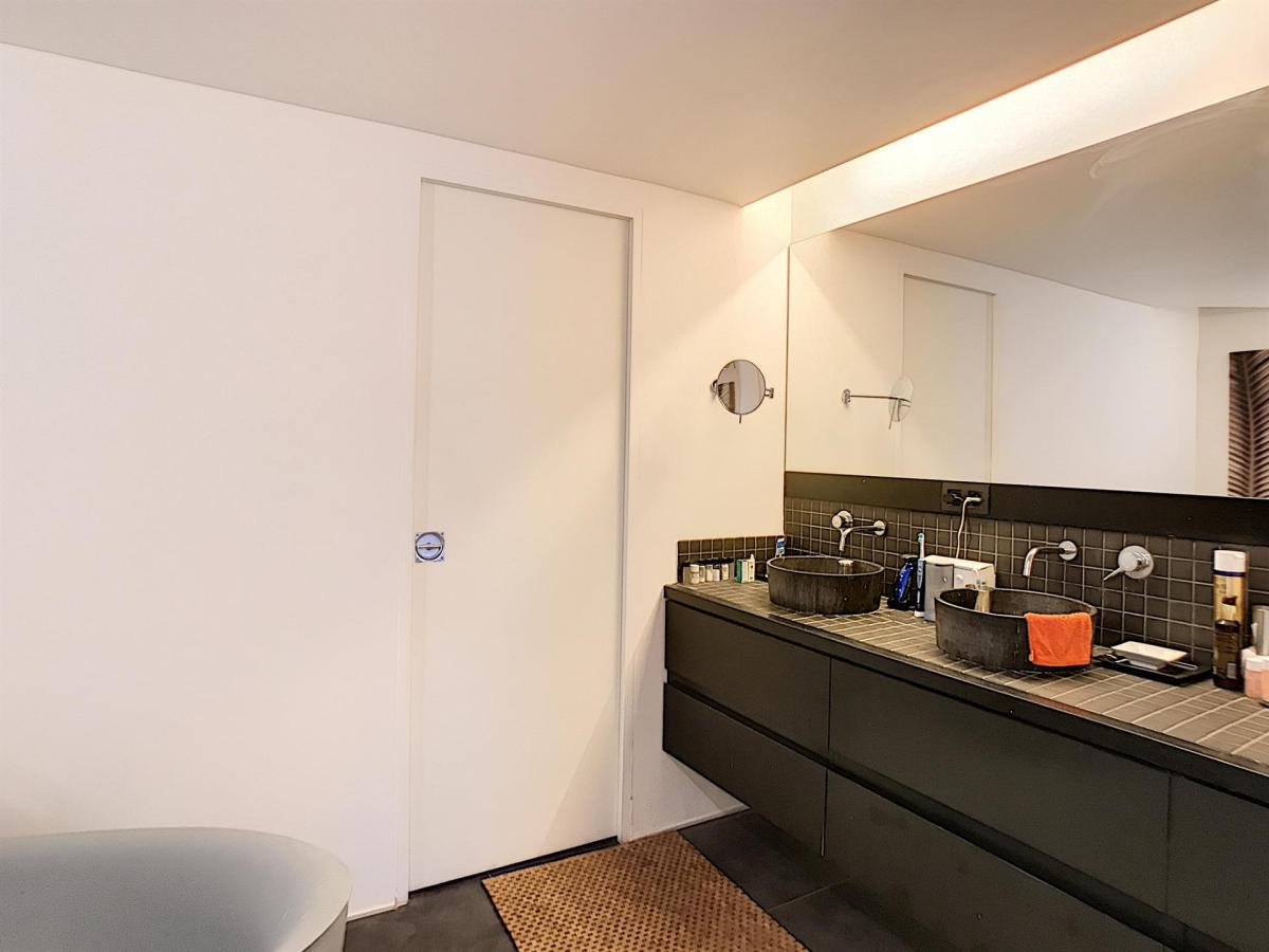 Saint-Gilles : Magnifique loft en parfait état + terrasse